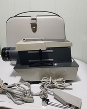Rollei P11 Slide Projector