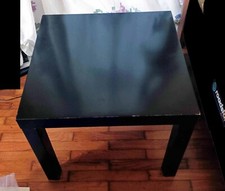TAVOLINO NERO IKEA in legno compensato (ritiro in Como città)