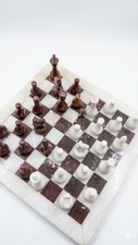 Dama In Marmo