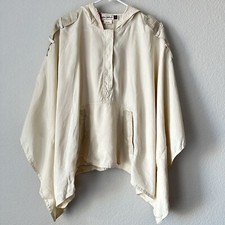 Poncho con cappuccio Zara $