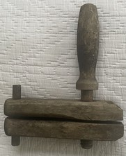 Antico morsetto per legno a