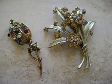 vecchia spilla bigiotteria bocciolo di rosa strass multicolor+spilla mazzo fiori