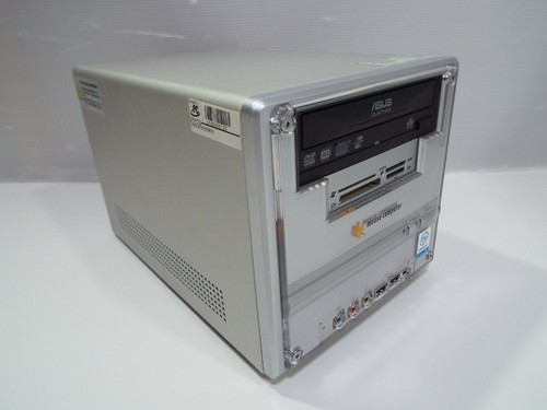 Retro cube computer desktop