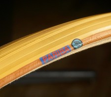 Pneumatico vintage Pariba
