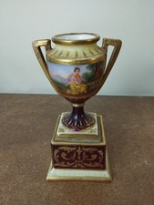 Antico vaso imbullonato Royal