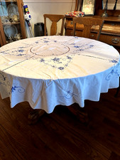 Tovaglia bianca vintage blu