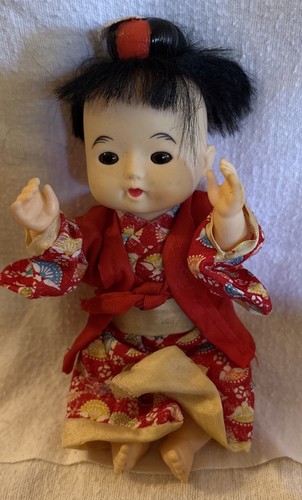 Bambola bambina giapponese