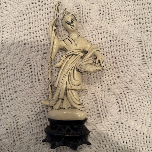 Statuina moglie pescatore