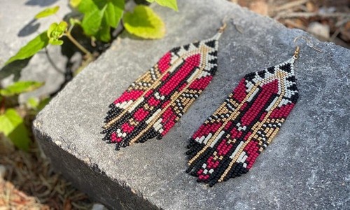 Orecchini tribali nativi