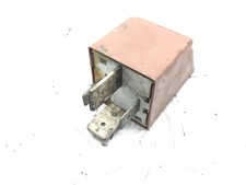 RELE' IMPIANTO ELETTRICO 1 GILERA RUNNER VXR 200 2002 2004 M240