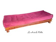 Divano indiano in legno di acacia e cotone XX Sec.