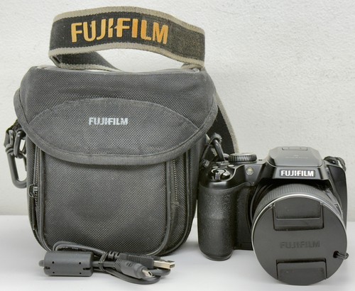 Fujifilm finepix s8200 - fujifilm,