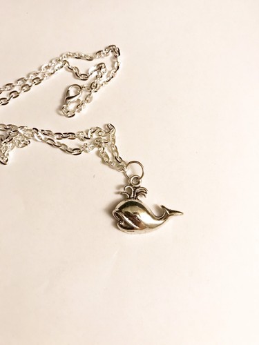 Collana con ciondolo - , in