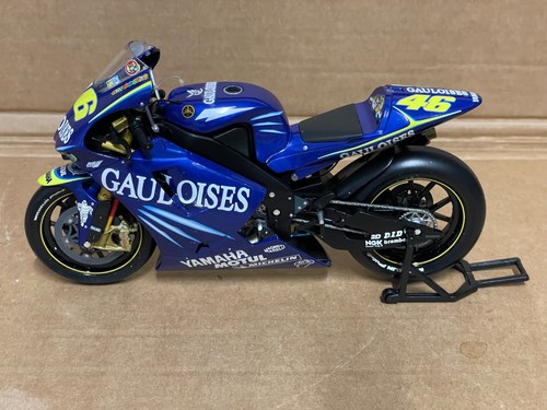 Minichamps rossi yamaha - minichamps,