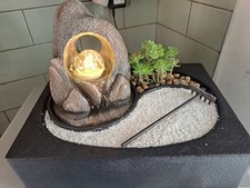 MENKIND - Fontana d'acqua da giardino zen benessere con sfera rotante LED (interno)