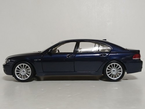 Kyosho bmw 760li - bmw, (e66)760li