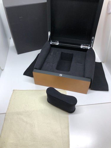 Panerai new model watch box - model,
