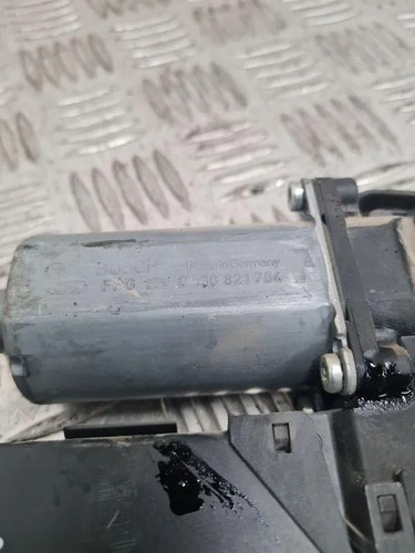 Motore alzavetro anteriore
