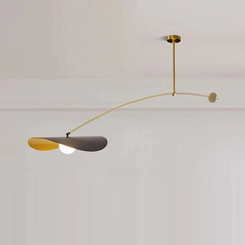 Lampadario minimalista metà