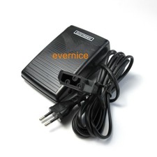 Pedale e cavo per Husqvarna Viking Huskylock 220V 901 905 910 (nuovo modello)