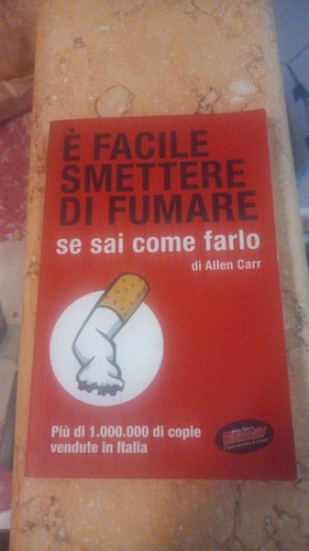 Facile smettere di - ​È,