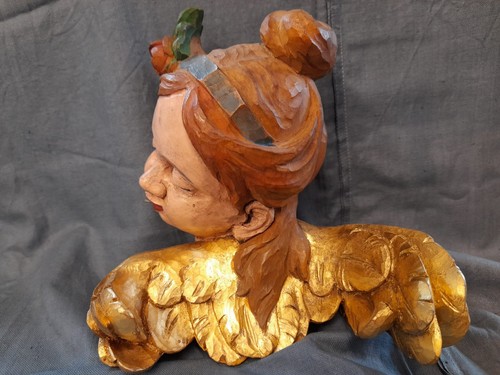 Putto alato intagliato - putto,