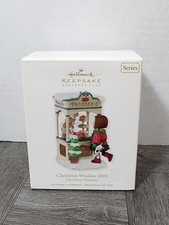 Hallmark 2010 CHRISTMAS WINDOW