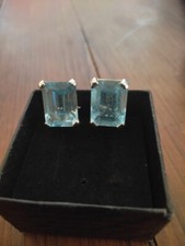 orecchini in oro bianco 18 kt con topazio azzurro