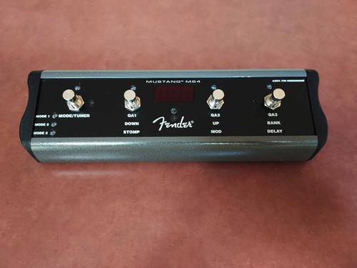 Fender mustang ms4 - mustang,