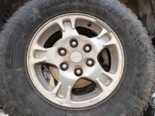 265 70 16 cerchio MITSUBISHI