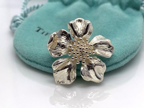 Tiffany spilla fiore - &,