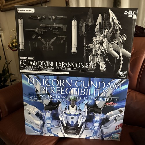 Bandai 60 unicorn - 1/60,