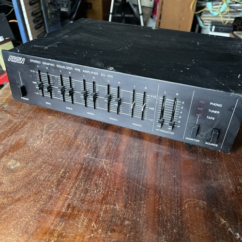 Equalizzatore preamplificatore