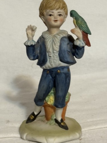 Rara statuina porcellana