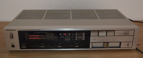 Amplificatore integrato stereo
