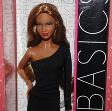 Barbie basics 2009 - 2009,