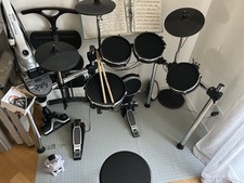 Alesis  Kit Batteria Elettronica Drum Pad + Accessori