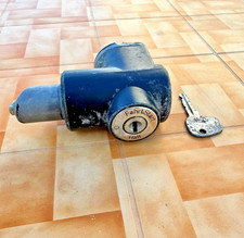 ROCCHETTO ACCENSIONE NSU PRINZ 1000C CON CHIAVE  RICAMBIO USATO ORIGINALE