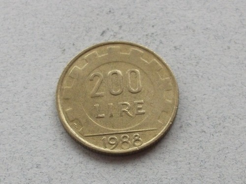 Italia 200 lire - , 1988
