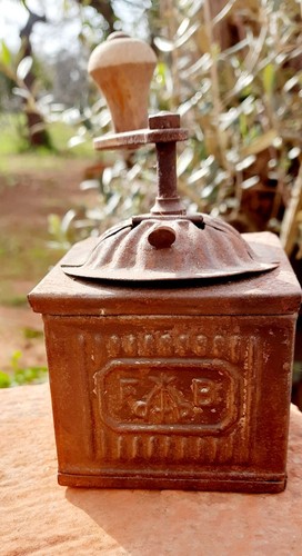 Macinino caffè tre - macinino,