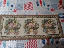 Runner - centrotavola ricamato