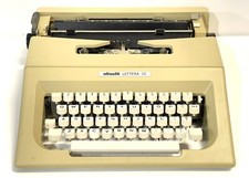 Vintage Olivetti Lettera 25