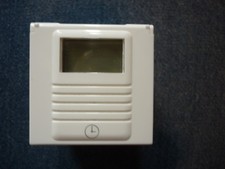 PROGRAMMATORE ELETTRONICO LEGRAND SERIE MOSAIC MODELLO 744 25 PERFETTO