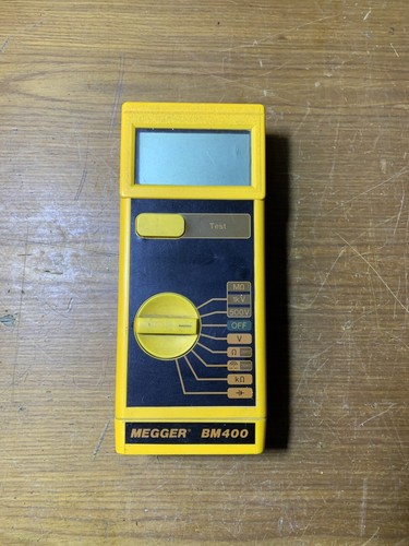 Megger 400 digital tester - b,