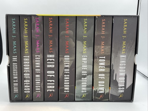Throne glass box set - box,