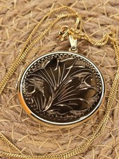 Medaglione e catena