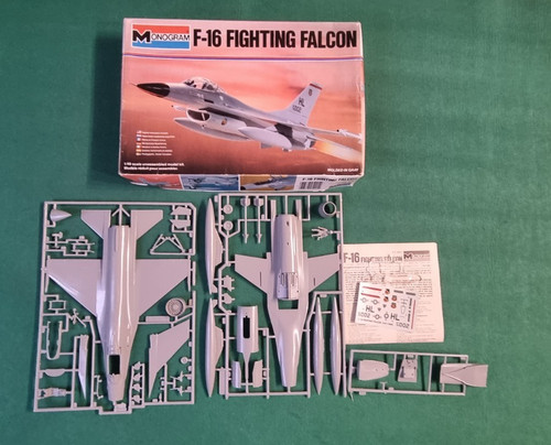 Monogram 16 fighting - f-16,