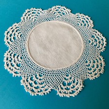 Centrino vintage con bordo all'uncinetto 22 cm cotone bianco