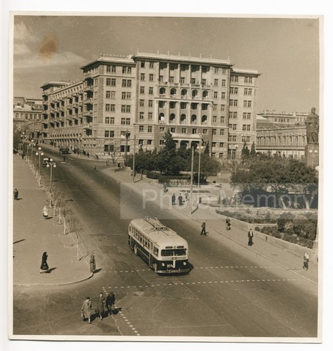 Bakou monolithe rue - bakou,