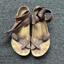 Birkenstock Yara sandalo con